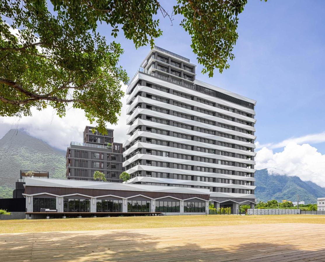 Lakeshore Hotel Hualien Taroko Shunan Exterior photo The new campus of the University of Science and Technology of Southern China